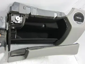 Foto de NO IDENTIFICADO MERCEDES-BENZ CLS (BM 219) 5.0 V8 24V CAT (306 CV / 225 KW) referencia E048831021 foto 5
