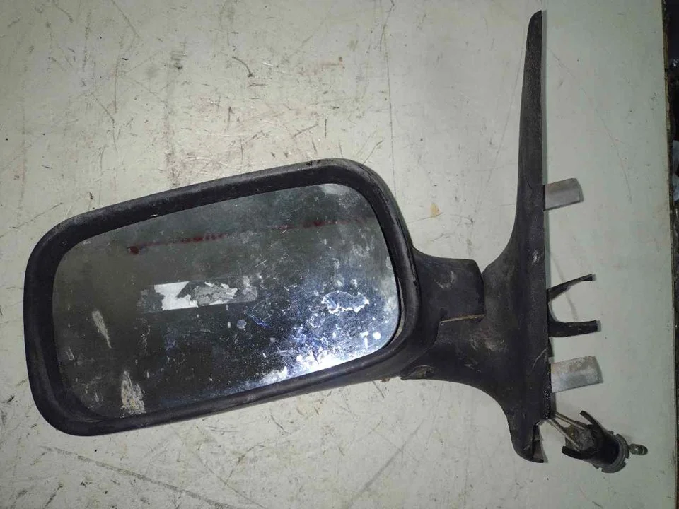 Foto de RETROVISOR IZQUIERDO FIAT I PUNTO (176) BERLINA 1.2 CAT (73 CV / 54 KW) referencia 01704333401