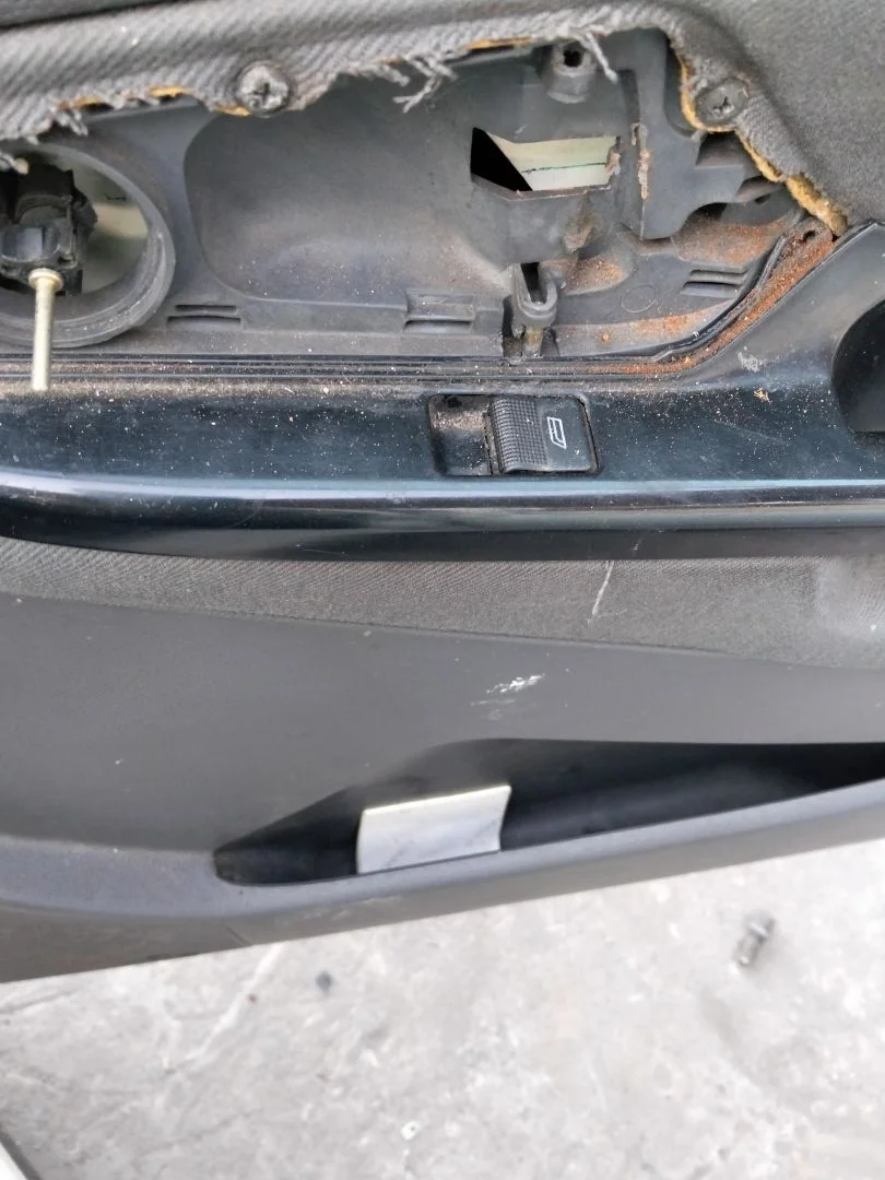 Foto de MANDO ELEVALUNAS DELANTERO DERECHO SEAT IBIZA (6K1) 1.9 TDI (90 CV / 66 KW)