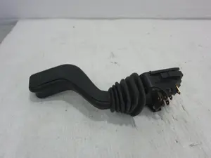 Foto de MANDO LIMPIA OPEL CORSA B 1.0 12V CAT (X 10 XE / LW3) (54 CV / 40 KW) referencia 90124931 foto 2