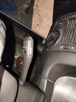 Foto de MANDO INTERMITENTES VOLKSWAGEN GOLF IV BERLINA (1J1)(10.1997)