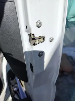 Foto de CERRADURA PUERTA DELANTERA DERECHA FIAT DUCATO 3 MAXI FURGÓN TS 35 (295) 2.3 JTD CAT (148 CV / 109 KW) referencia 1395264080
