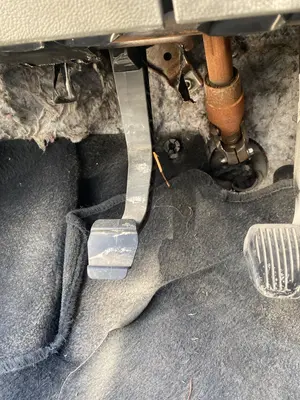 Foto de PEDAL EMBRAGUE FORD FOCUS SPORTBREAK (CB4)