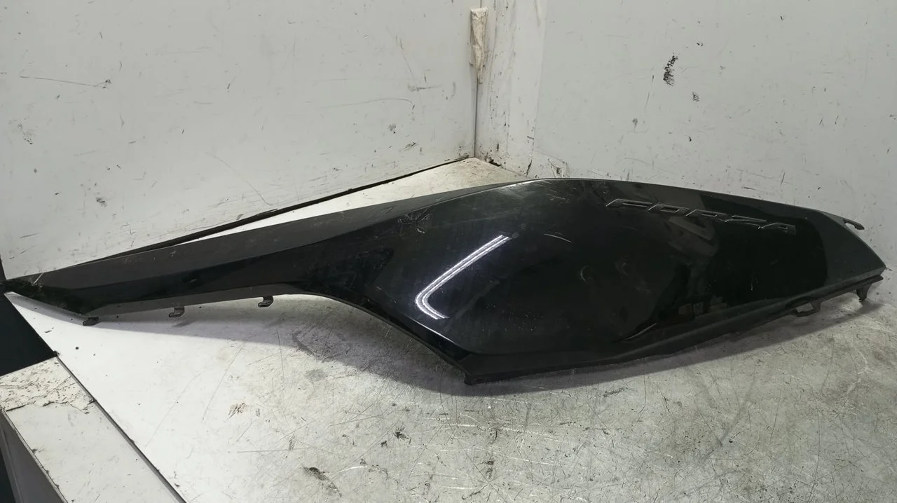 Foto de NO IDENTIFICADO HONDA FORZA NSS 125 125 cm3 - 11 kW (15 CV / 11 KW) referencia 83600-K0B-T000