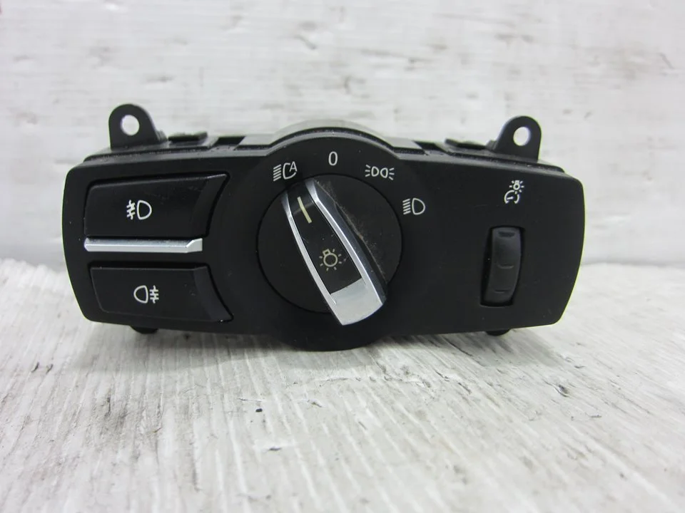 Foto de MANDO LUCES BMW SERIE 5 GRAN TURISMO (F07) 3.0 24V Turbo (306 CV / 225 KW) referencia 919274403