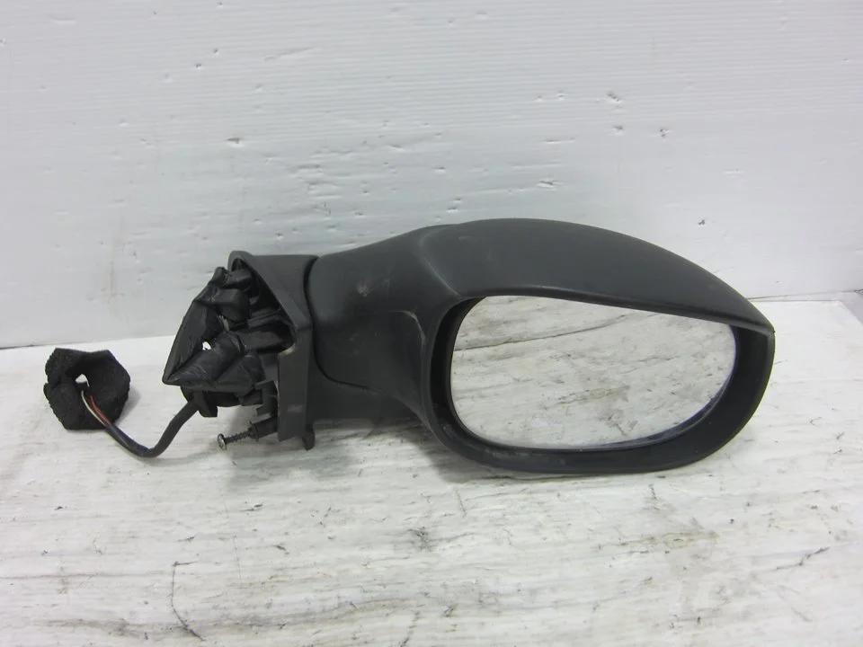 Foto de RETROVISOR DERECHO CITROEN C3 PLURIEL referencia 0103024
