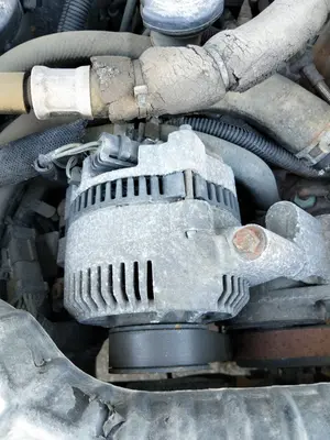 Foto de ALTERNADOR FORD EXPLORER (UN46) 4.0 V6 CAT (156 CV / 115 KW)