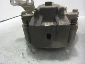 Foto de PINZA DE FRENO DELANTERA DERECHA CHEVROLET HHR 2.4 16V (170 CV / 125 KW) referencia 19368940 foto 2