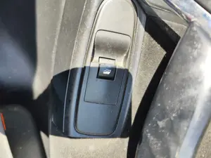 Foto de MANDO ELEVALUNAS DELANTERO DERECHO CITROEN GRAND C4 PICASSO 1.6 16V HDi FAP (109 CV / 80 KW)