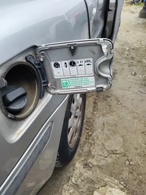 Foto de TAPA EXTERIOR COMBUSTIBLE VOLVO S80 BERLINA 2.4 Diesel CAT (163 CV / 120 KW) referencia 9187630 foto 2