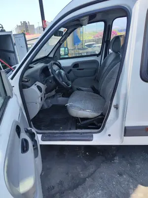 Foto de GOMAS CONTORNO PUERTA RENAULT KANGOO I (F/KC0) 1.9 dCi Diesel CAT (84 CV / 62 KW)