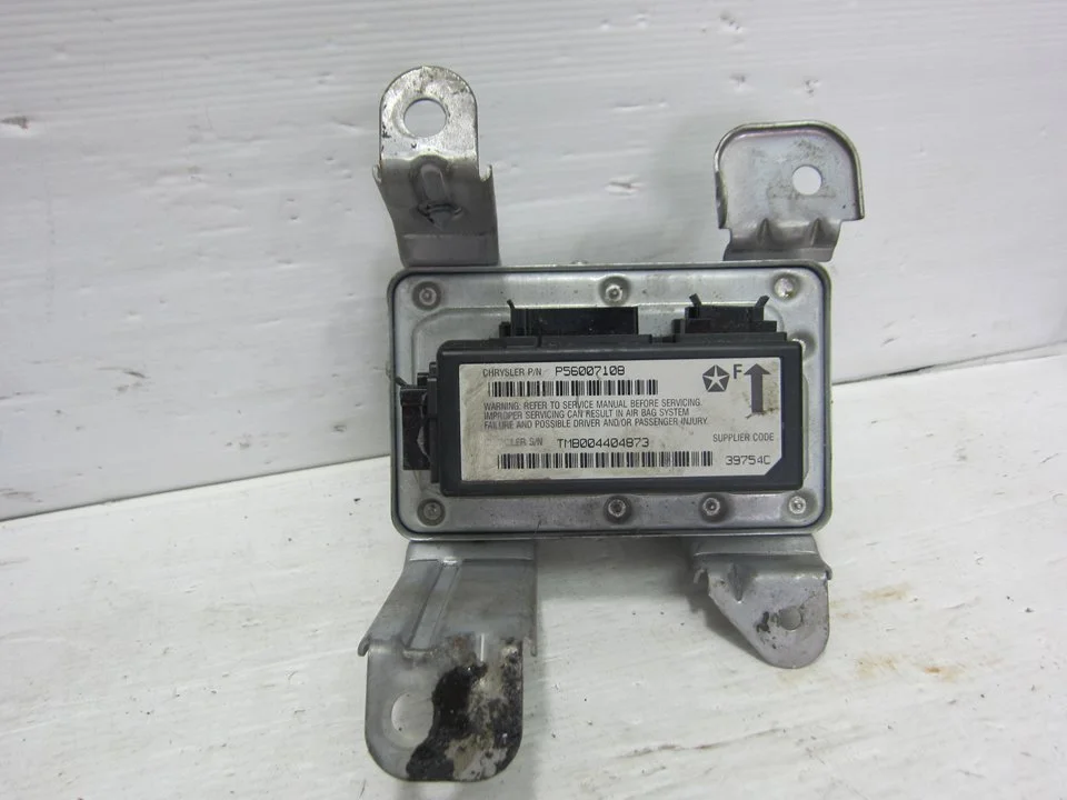 Foto de CENTRALITA AIRBAG CHRYSLER JEEP GR.CHEROKEE (ZJ)/(Z) 5.2 V8 CAT (211 CV / 155 KW) referencia P56007108