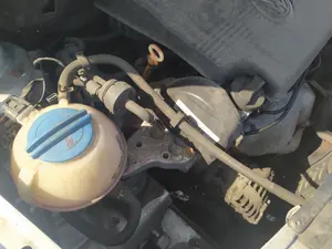 Foto de BOMBA DIRECCION VOLKSWAGEN FOX (5Z1)(04.2005) 1.4  (75 CV / 55 KW)