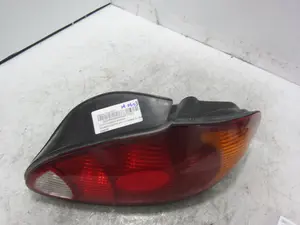 Foto de PILOTO TRASERO DERECHO HYUNDAI ELANTRA (XD) 1.6 16V CAT (105 CV / 77 KW) referencia 92402295 foto 6
