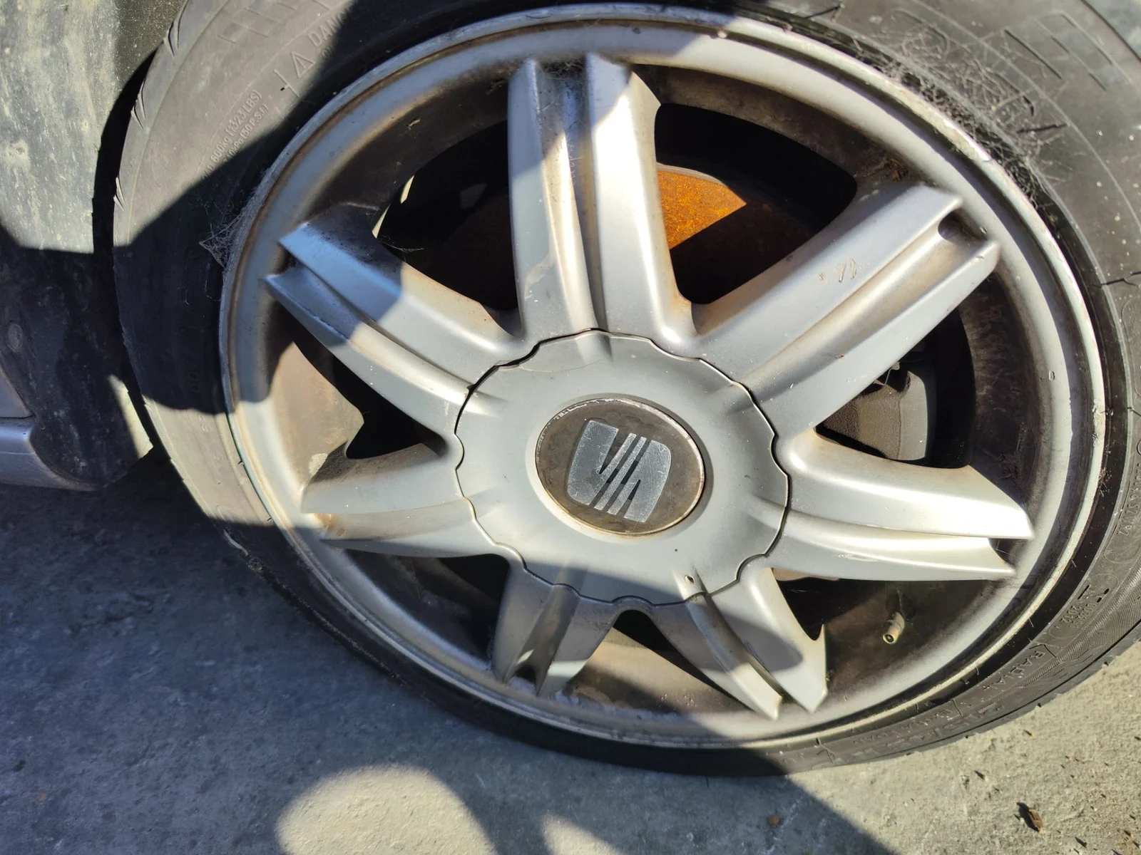 Foto de LLANTA SEAT CORDOBA BERLINA (6L2) 1.9 TDI (131 CV / 96 KW) referencia 6L0601025B FKZ