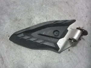 Foto de ESTRIBERA IZQUIERDA HONDA PCX 125 125 cm3 - 9 kW (12 CV / 9 KW) foto 2