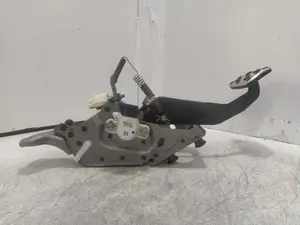 Foto de PEDAL FRENO LEXUS RX (GGL1/GYL1) 3.5 V6 24V CAT (249 CV / 183 KW) referencia 89510470502 CONECTORES foto 3