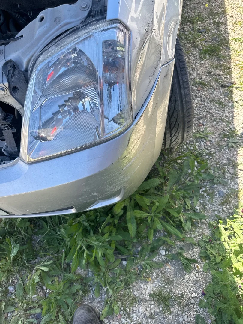 Foto de FARO ANTINIEBLA IZQUIERDO OPEL MERIVA 1.6 16V (101 CV / 74 KW)