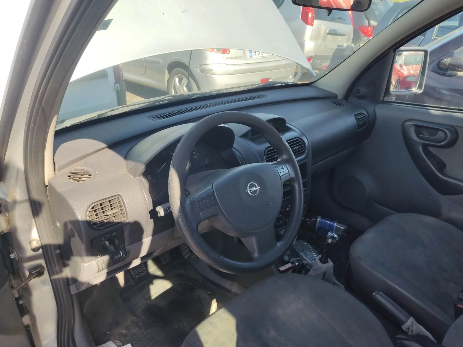 Foto de SALPICADERO OPEL COMBO (CORSA C) 1.7 16V DI CAT (Y 17 DTL / LK8) (65 CV / 48 KW)