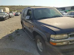 Foto de FARO DERECHO GENERAL MOTORS CHEVROLET TAHOE 5.3 V8 CAT (273 CV / 201 KW)