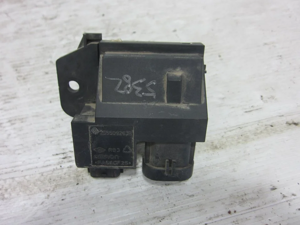 Foto de RESISTENCIA CALEFACCION RENAULT CLIO IV GRANDTOUR 0.9 Energy (90 CV / 66 KW) referencia 255509263R