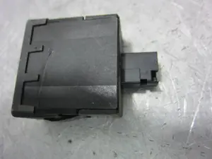 Foto de MANDO MULTIFUNCION PEUGEOT 307 BREAK / SW (S1)(04.2002) 2.0 HDi FAP CAT (107 CV / 79 KW) referencia 96413388ZL foto 2