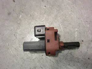 Foto de INTERRUPTOR FORD FIESTA (CBK) referencia 2S6T7C534 foto 3