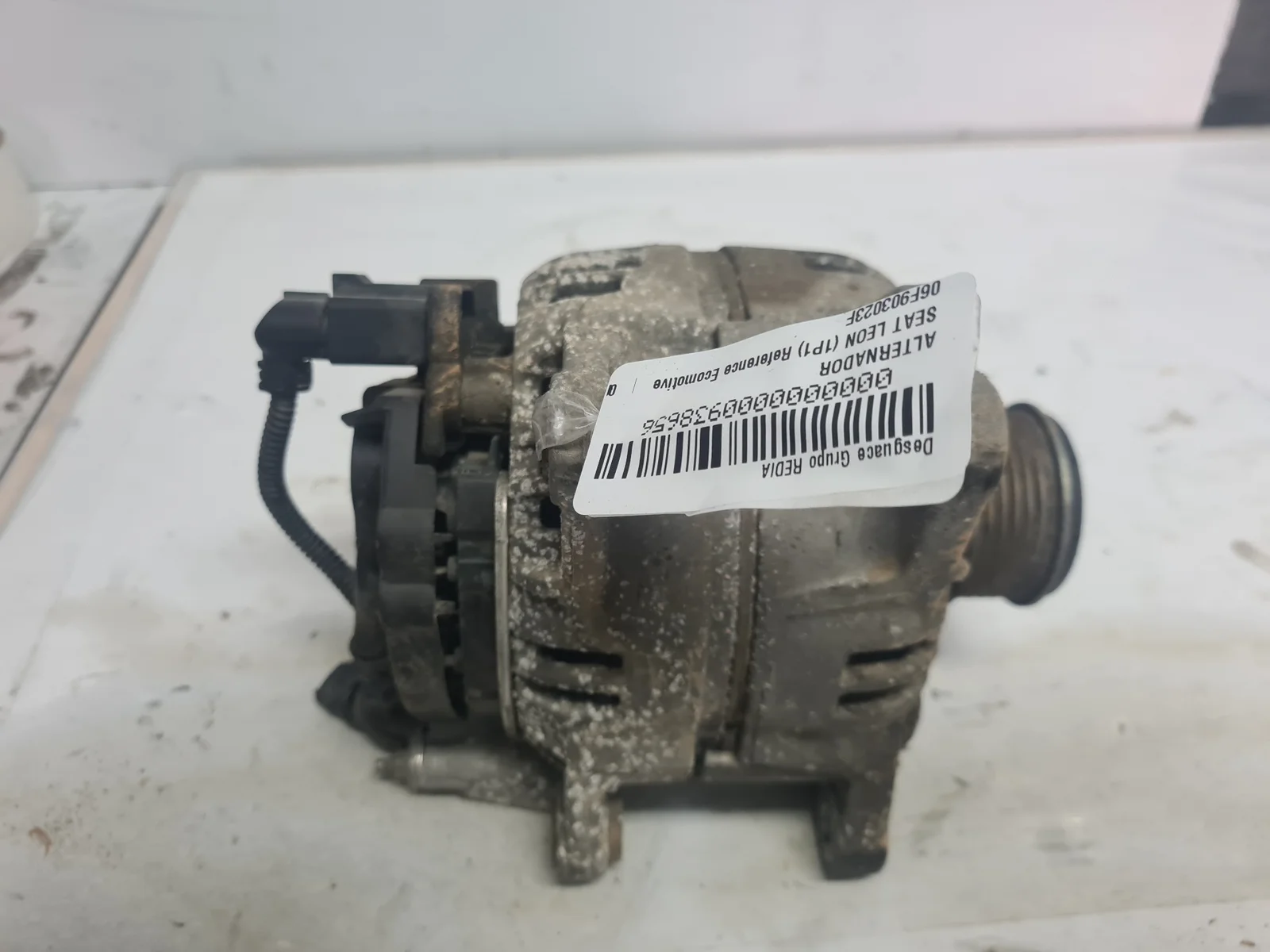 Foto de ALTERNADOR SEAT LEON (1P1) referencia 06F903023F