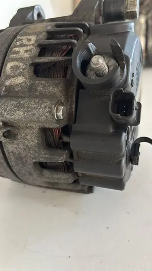 Foto de ALTERNADOR CITROEN GRAND C4 PICASSO referencia 9661544880 foto 3