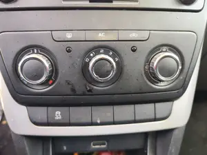 Foto de MANDO CALEFACCION / AIRE ACONDICIONADO SKODA YETI (5L)(2009) 2.0 TDI (110 CV / 81 KW)