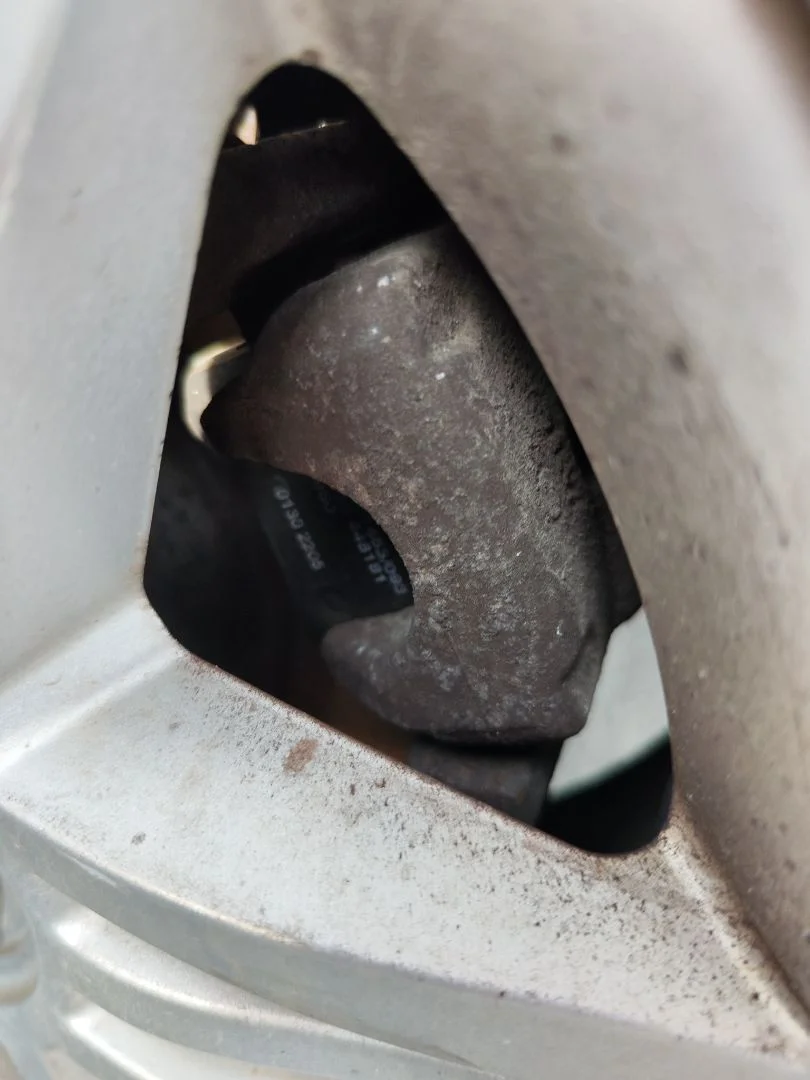 Foto de PINZA DE FRENO TRASERA IZQUIERDA RENAULT SCENIC II (JM) 1.9 dCi Diesel (120 CV / 88 KW) referencia 7701208256