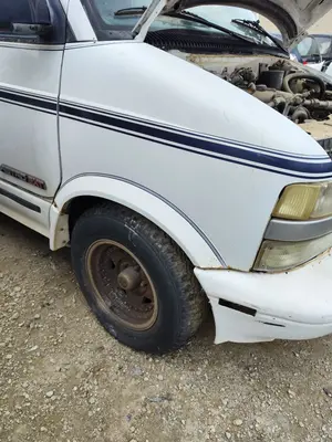 Foto de ALETA DELANTERA DERECHA CHEVROLET ASTRO VAN 4.3 V6 CAT (189 CV / 139 KW)