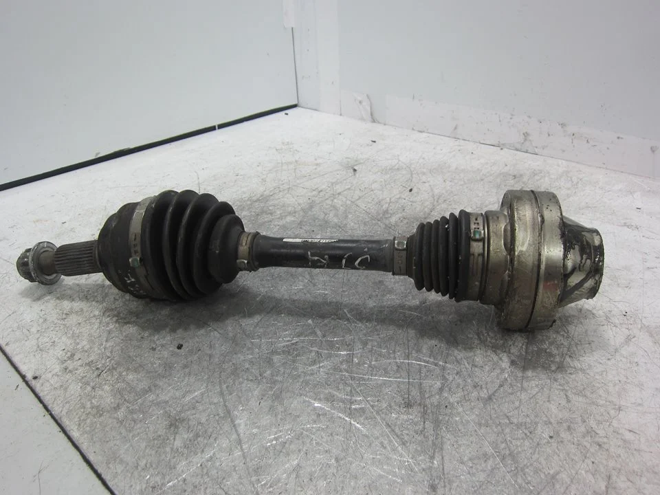 Foto de TRANSMISION DELANTERA DERECHA PORSCHE CAYENNE (TIPO 92A) referencia 7P0407271C