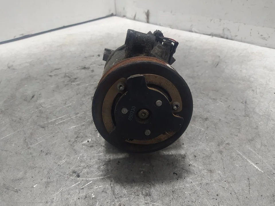 Foto de COMPRESOR AIRE ACONDICIONADO BMW SERIE 3 COMPACTO (E46) 2.0 16V Diesel CAT (150 CV / 110 KW) referencia 691538008
