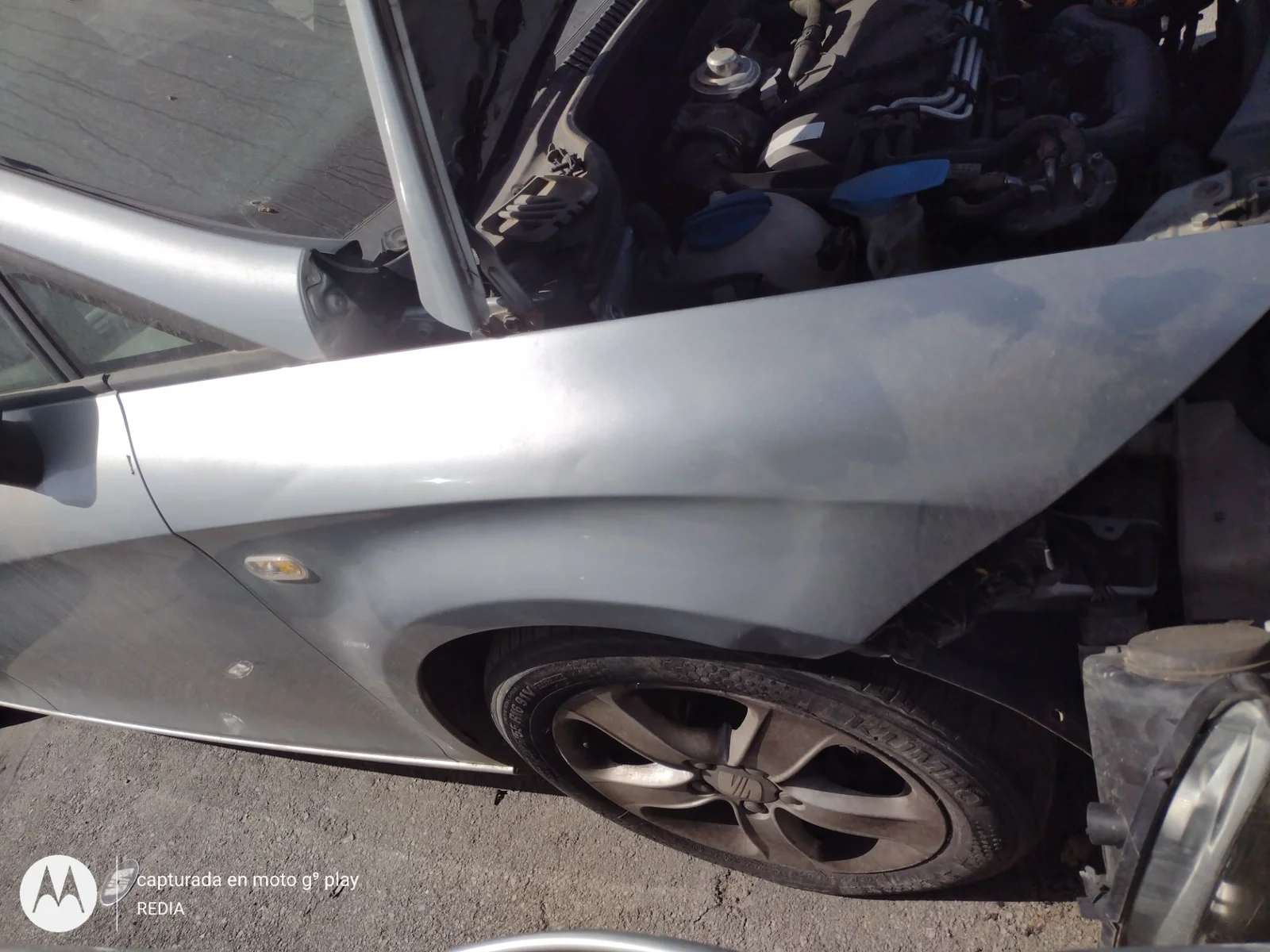 Foto de ALETA DELANTERA DERECHA SEAT LEON (1P1) 1.9 TDI (105 CV / 77 KW) referencia 1P0821022A