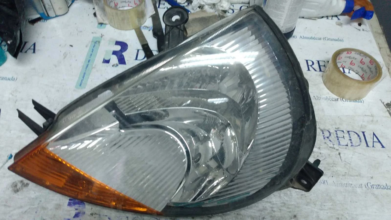 Foto de FARO IZQUIERDO FORD KA (CCQ) referencia 1079425