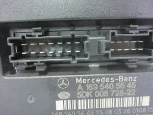 Foto de CAJA RELES / FUSIBLES MERCEDES-BENZ CLASE A (BM 169) 2.0 CDI CAT (82 CV / 60 KW) referencia A1695405845 foto 2