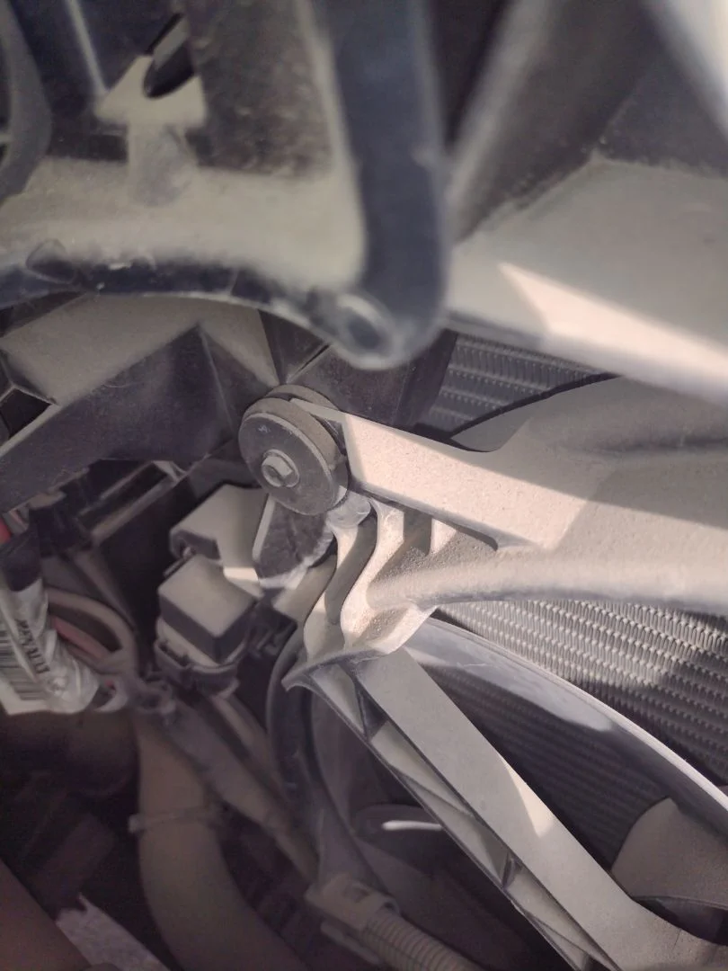 Foto de RESISTENCIA CALEFACCION RENAULT MEGANE III BERLINA 5P 1.5 dCi Diesel CAT (86 CV / 63 KW)