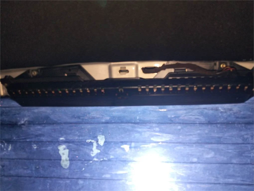 Foto de LUZ CENTRAL DE FRENO SEAT ALHAMBRA (7V9)
