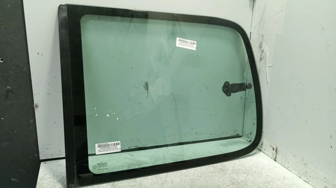 Foto de LUNA CUSTODIA TRASERA IZQUIERDA CITROEN BERLINGO 1.6 16V HDi (75 CV / 55 KW) referencia 43R001100