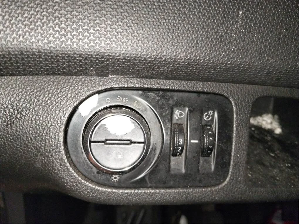 Foto de MANDO REGULACION FAROS OPEL MERIVA B