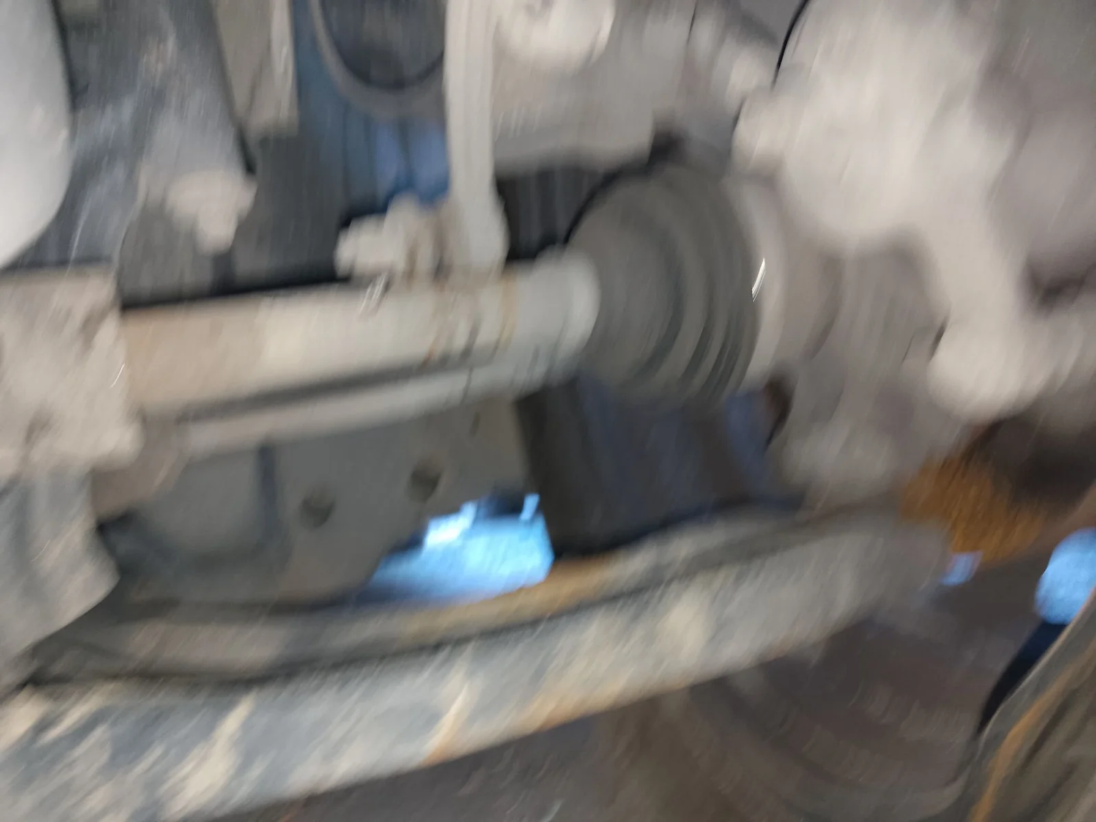 Foto de BRAZO SUSPENSION DELANTERO IZQUIERDO FORD FIESTA (CNN) 1.5 TDCi CAT (75 CV / 55 KW)