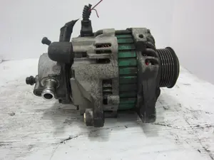 Foto de ALTERNADOR KIA SORENTO (BL) 2.5 CRDi CAT (140 CV / 103 KW) referencia AF111393 foto 7