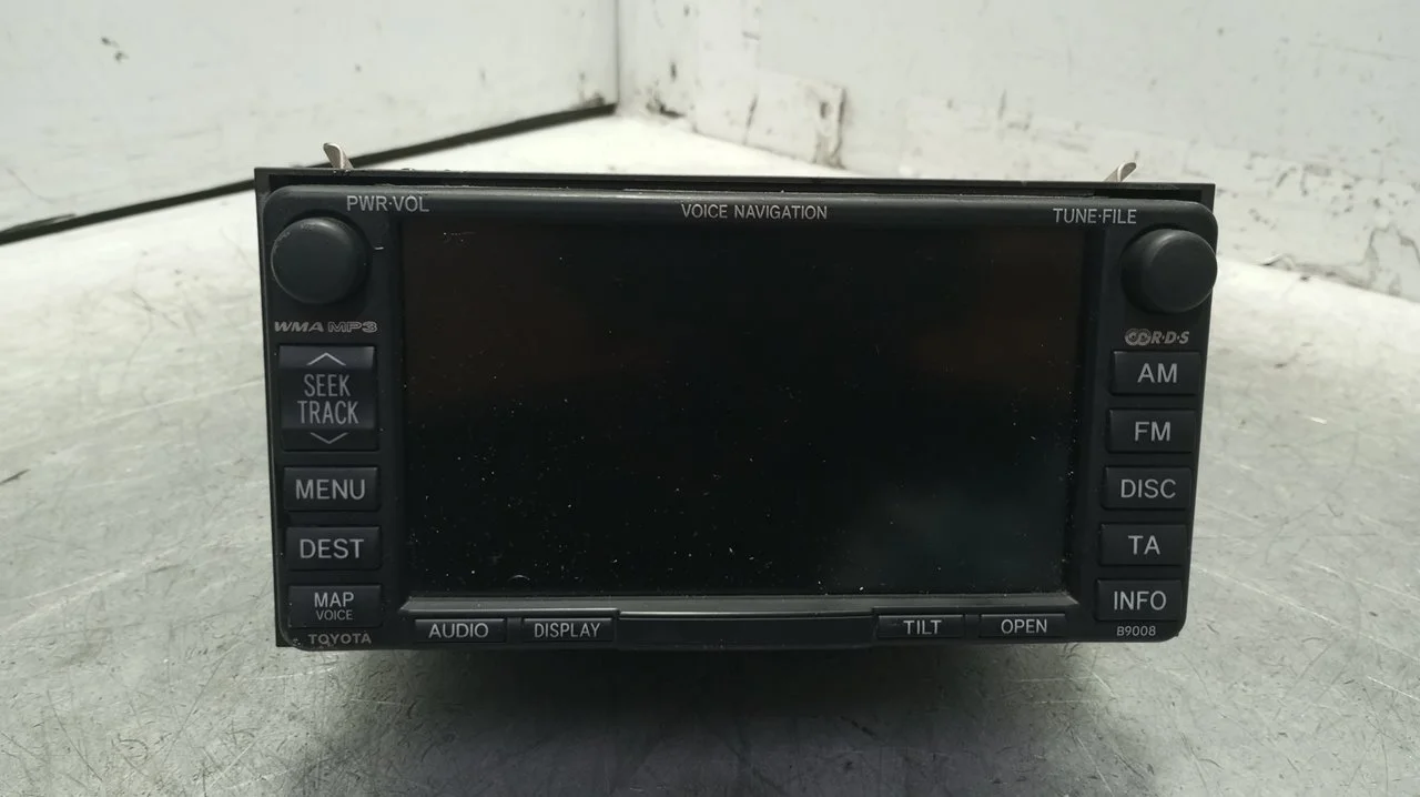 Foto de SISTEMA NAVEGACION GPS TOYOTA COROLLA VERSO (R1) 2.2 Turbodiesel CAT (136 CV / 100 KW) referencia 8612064020
