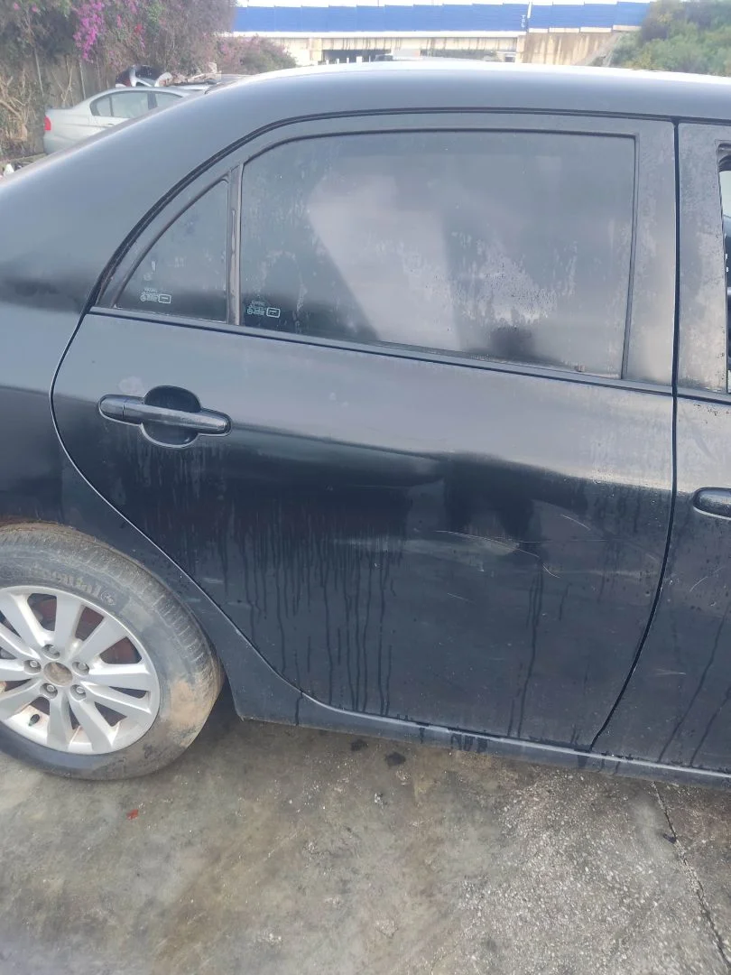Foto de PUERTA TRASERA DERECHA TOYOTA COROLLA (E15) 1.4 Turbodiesel CAT (90 CV / 66 KW) referencia 6700312A20