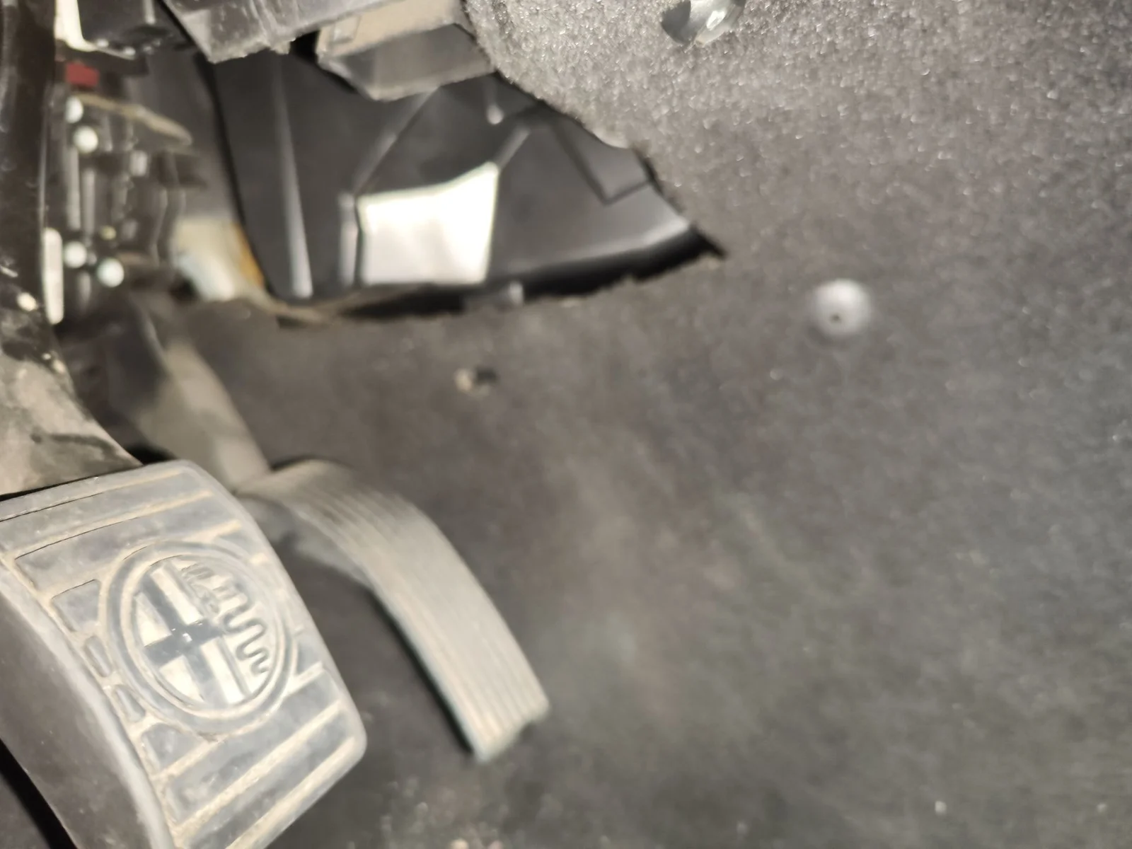Foto de CENTRALITA AIRBAG ALFA ROMEO 159 (140) 1.9 JTD (M) 16V CAT (150 CV / 110 KW)