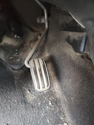 Foto de PEDAL ACELERADOR PEUGEOT 206 1.6 16V CAT (109 CV / 80 KW)