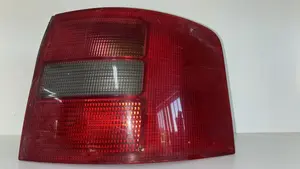 Foto de PILOTO TRASERO DERECHO AUDI A4 AVANT (8E) referencia 4B9945096