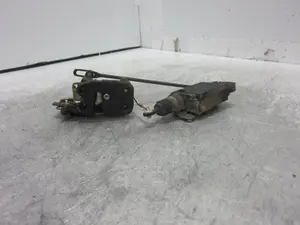 Foto de CERRADURA PUERTA TRASERA IZQUIERDA HYUNDAI ATOS (EM) 1.1 12V CAT (63 CV / 46 KW)
