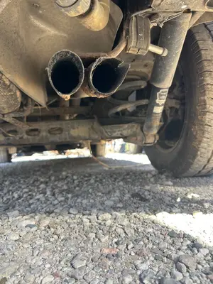 Foto de TUBO ESCAPE TRASERO RENAULT TRAFIC II FURGÓN 2.5 dCi Diesel CAT (135 CV / 99 KW)